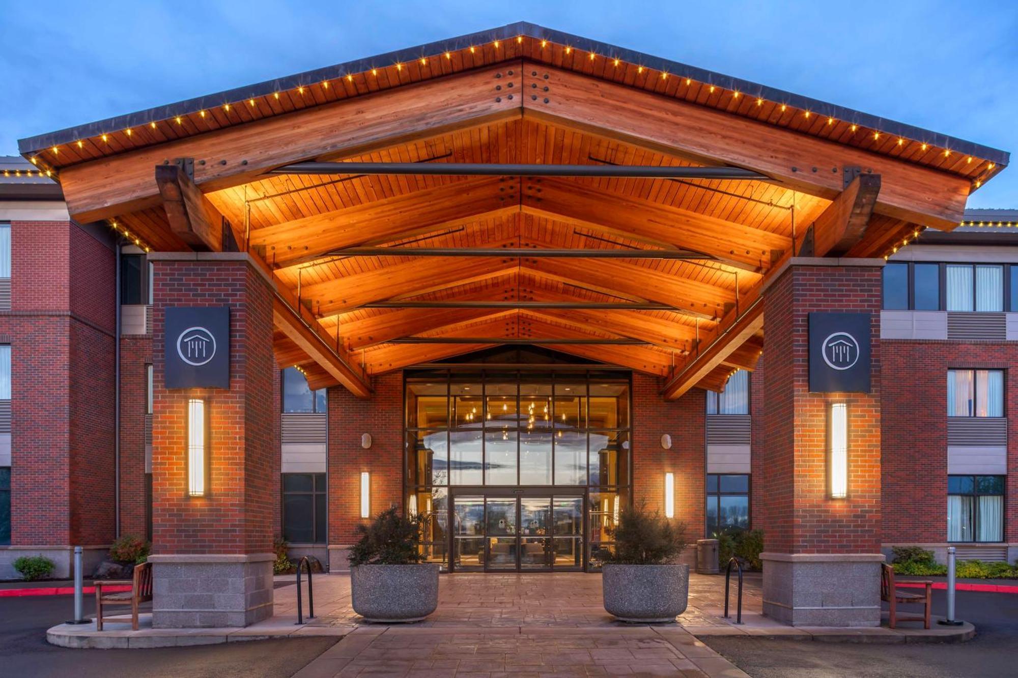 Best Western Premier Boulder Falls Inn Lebanon Exterior foto